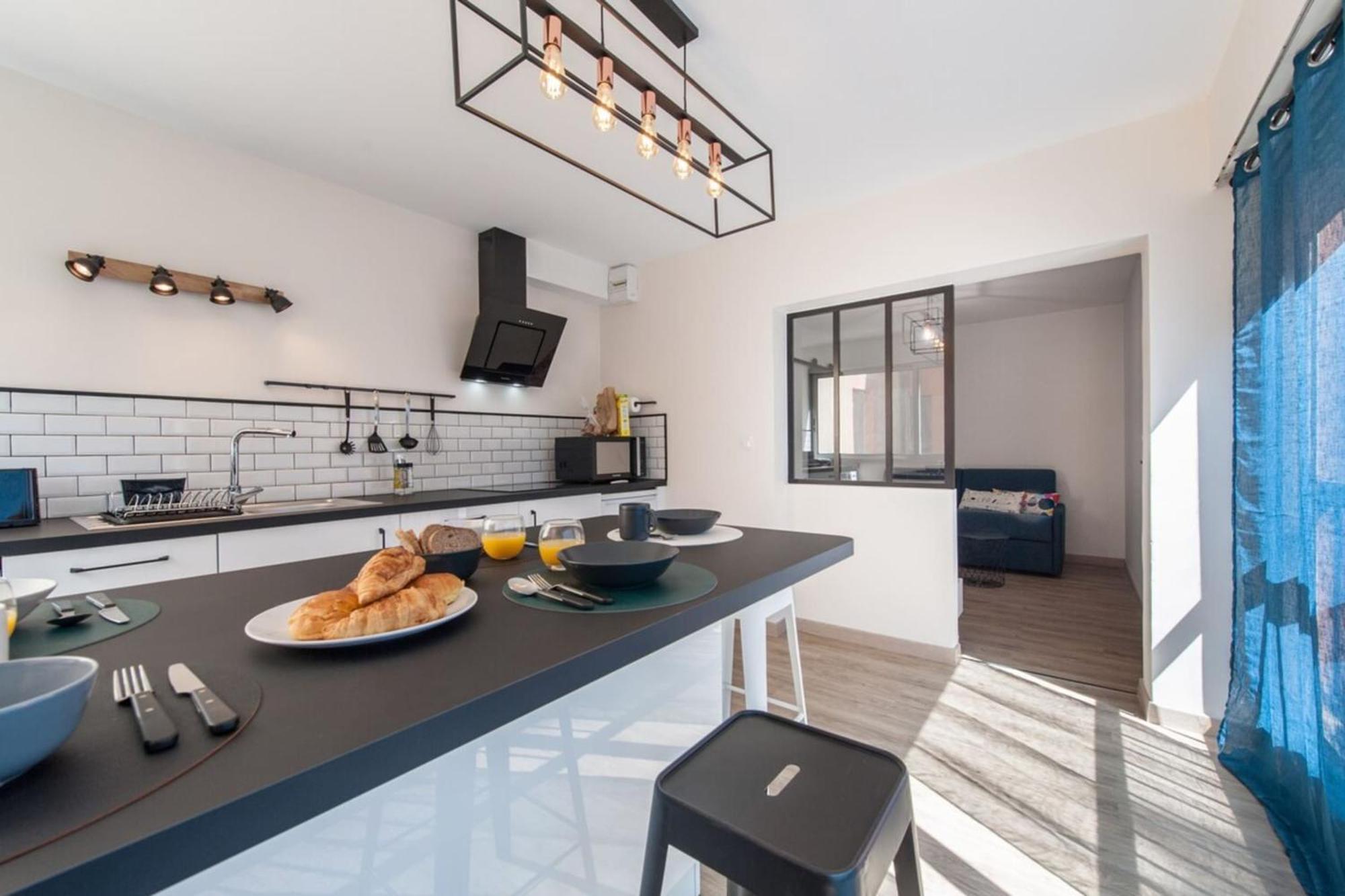 Cosy La Baie Des Anges - Plage La Ciotat - Classe 3 Etoiles Lägenhet Exteriör bild