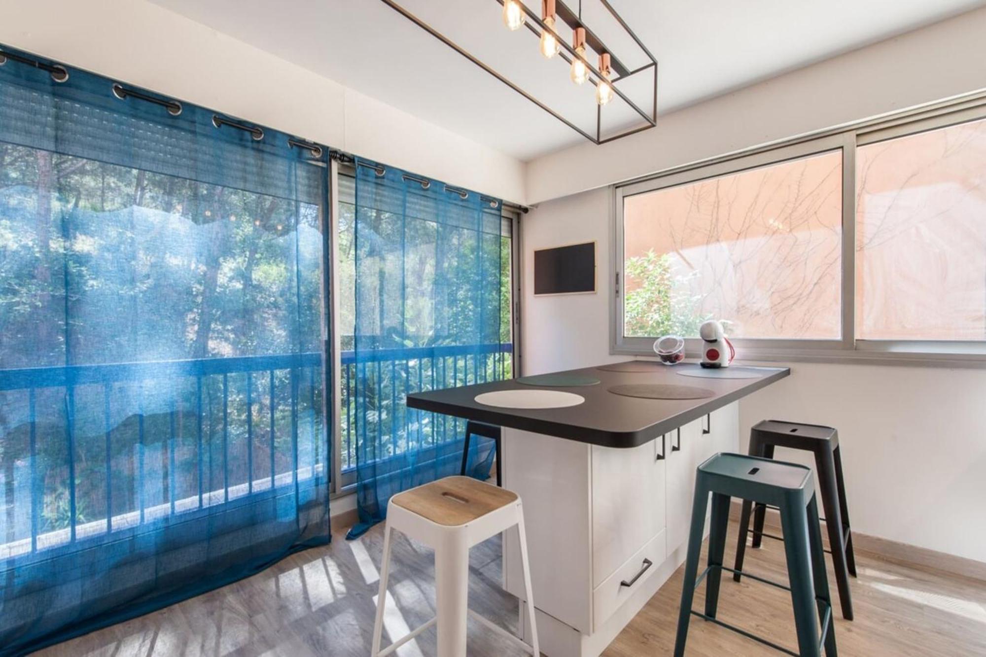 Cosy La Baie Des Anges - Plage La Ciotat - Classe 3 Etoiles Lägenhet Exteriör bild